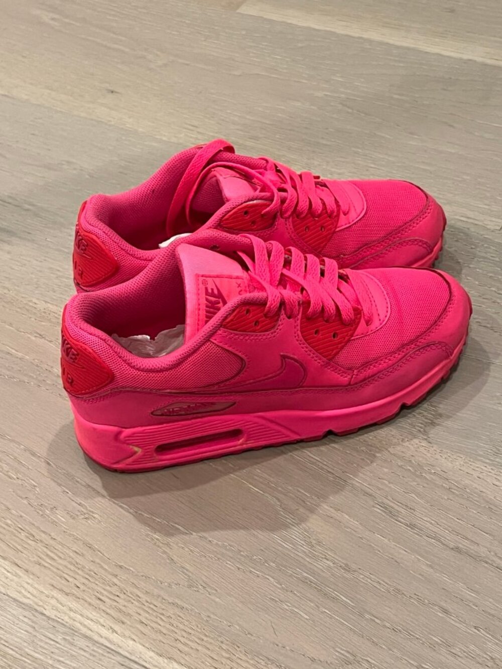 Nike Air Max Hot-Pink Lace-Up Sneakers - 4.5Y 6.5W